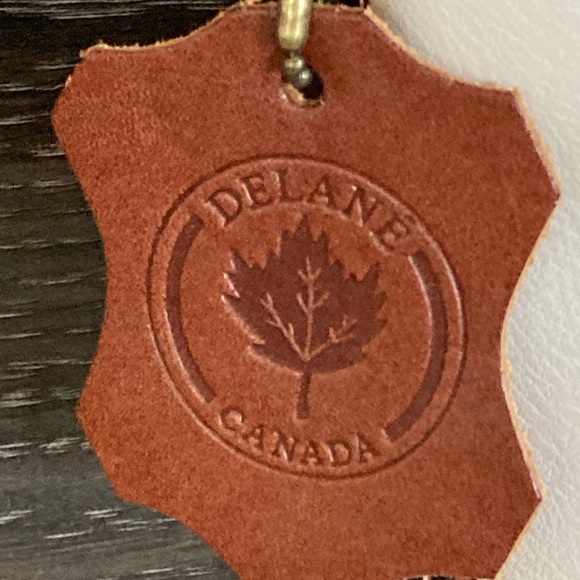 New Delane Canada White & Cognac Leather Bag Long Adjus…NWOT - Picture 3 of 10